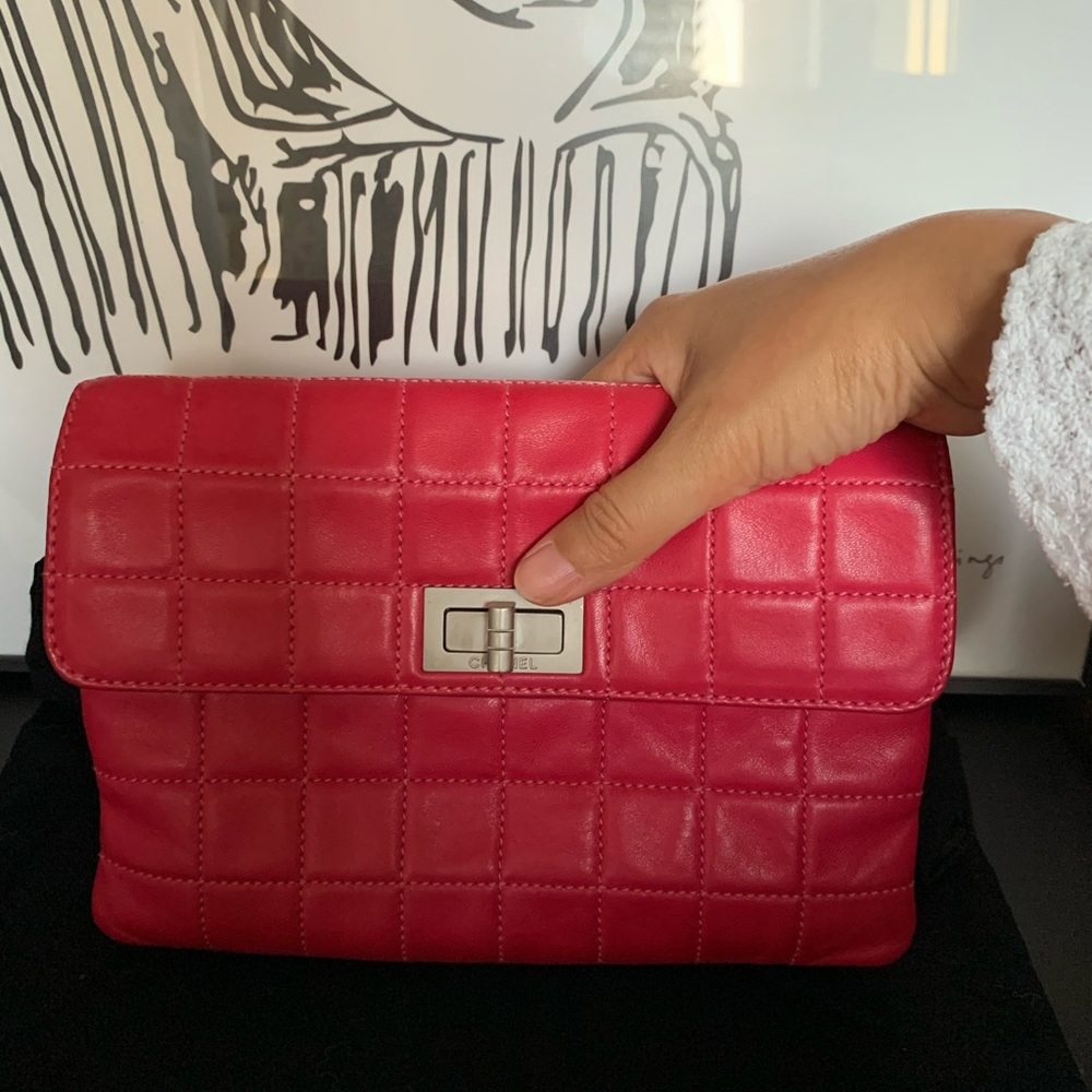 Vintage Pink Lambskin Chanel Chocolate Bar Clutch